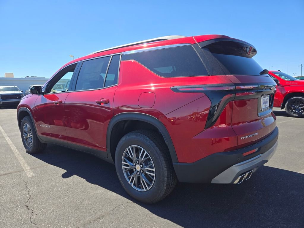 2026 Chevrolet Traverse photo 3