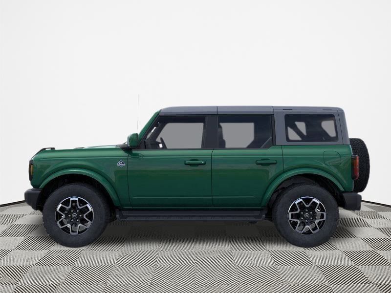 2025 Ford Bronco Outer Banks photo 2