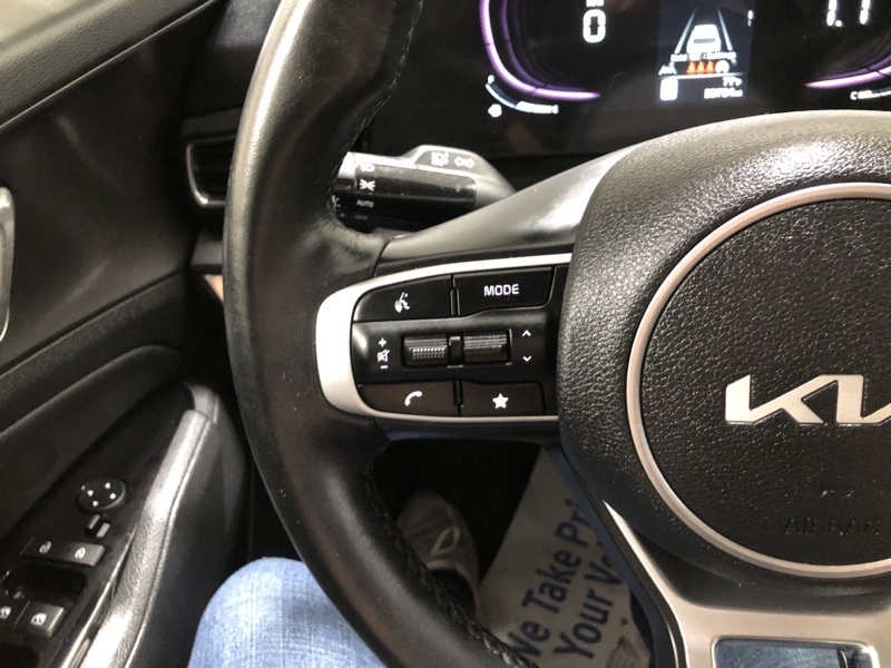 2023 Kia Sportage EX photo 22