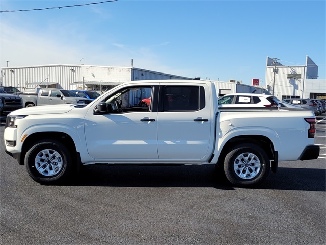 2026 Nissan Frontier Crew Cab S photo 4