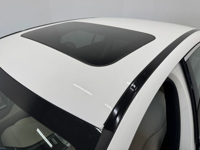 2025 Mercedes Benz C 300 photo 42
