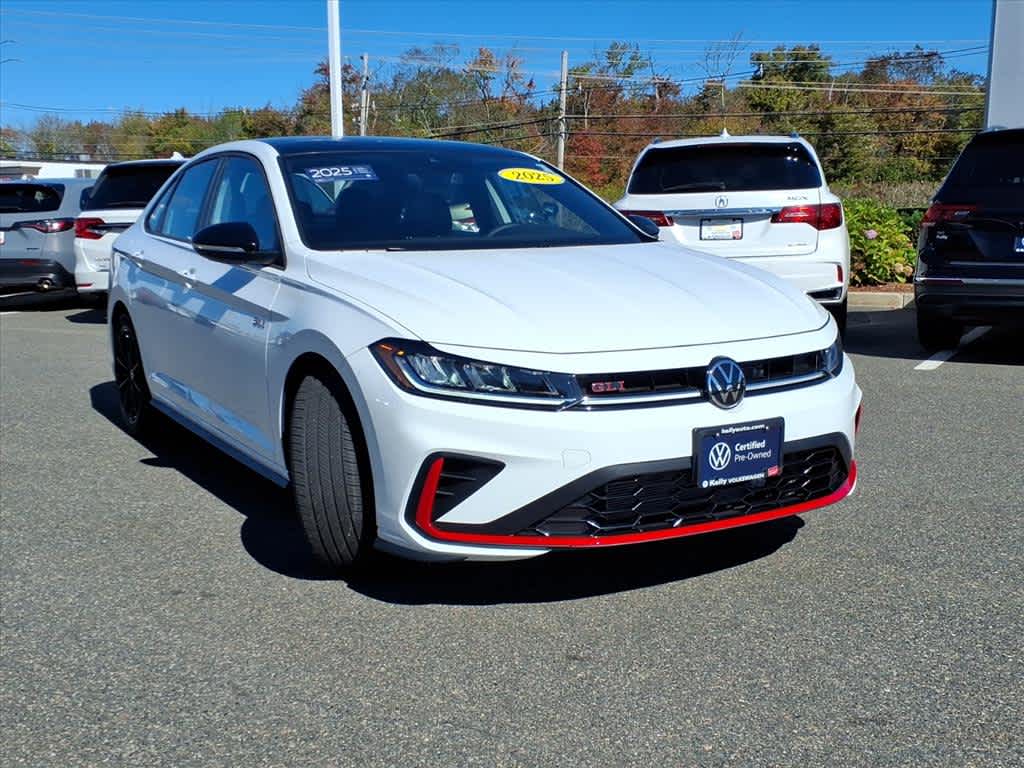 2025 Volkswagen Jetta GLI Autobahn photo 3