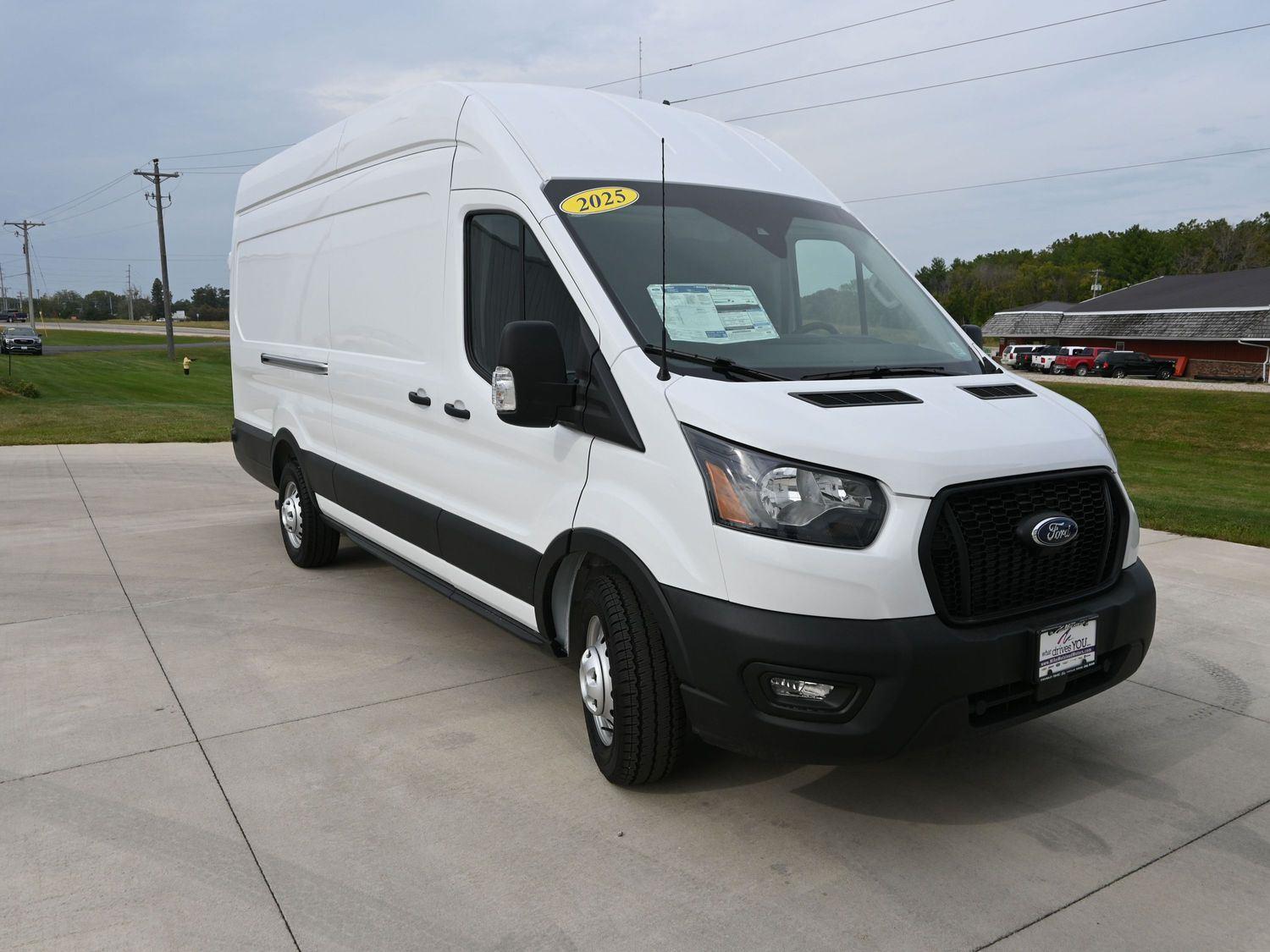 2025 Ford Transit Cargo Van photo 3