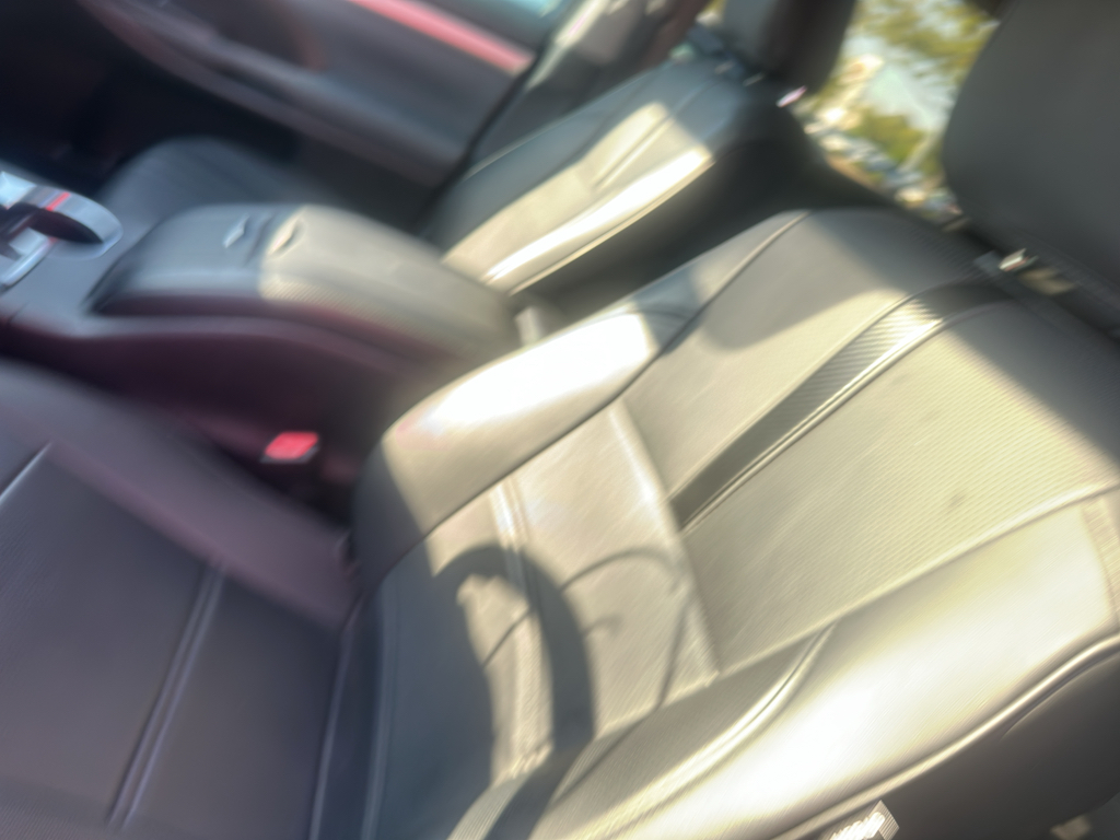 2015 Toyota Highlander LE photo 8