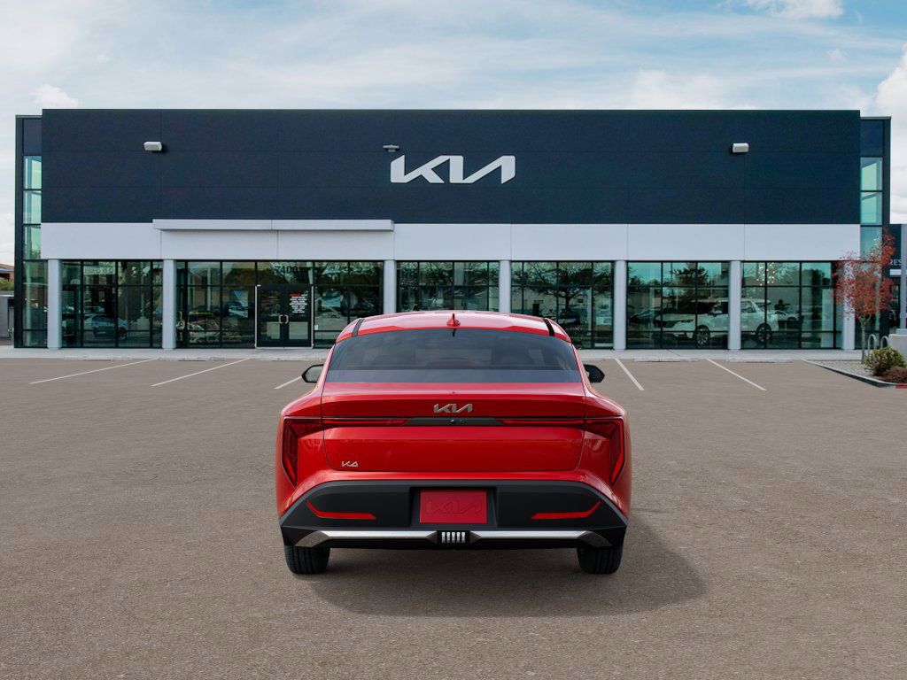 2025 Kia K4 LXS photo 3