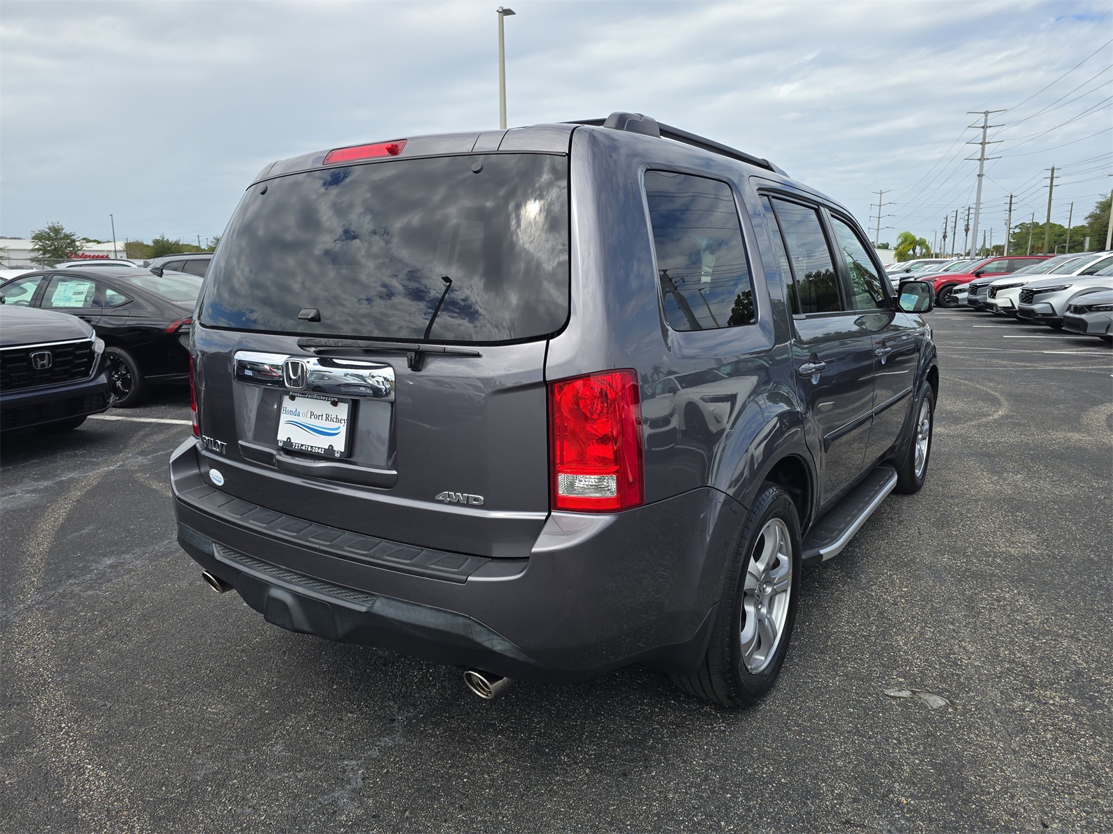 2015 Honda Pilot EX photo 2