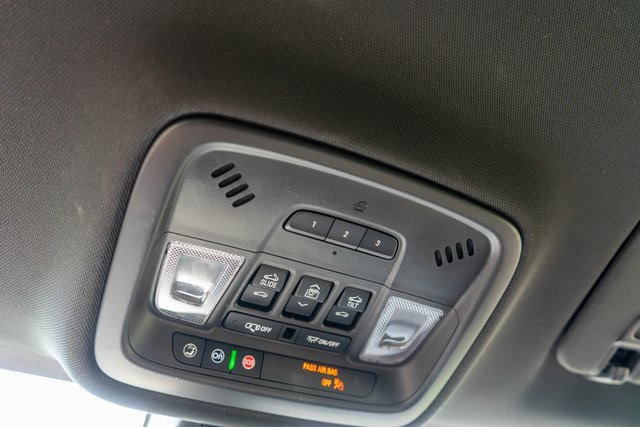 2022 Chevrolet Traverse RS photo 27