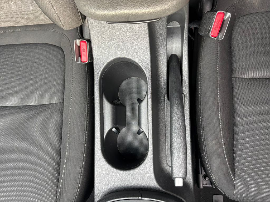 2023 Hyundai Kona SEL photo 18