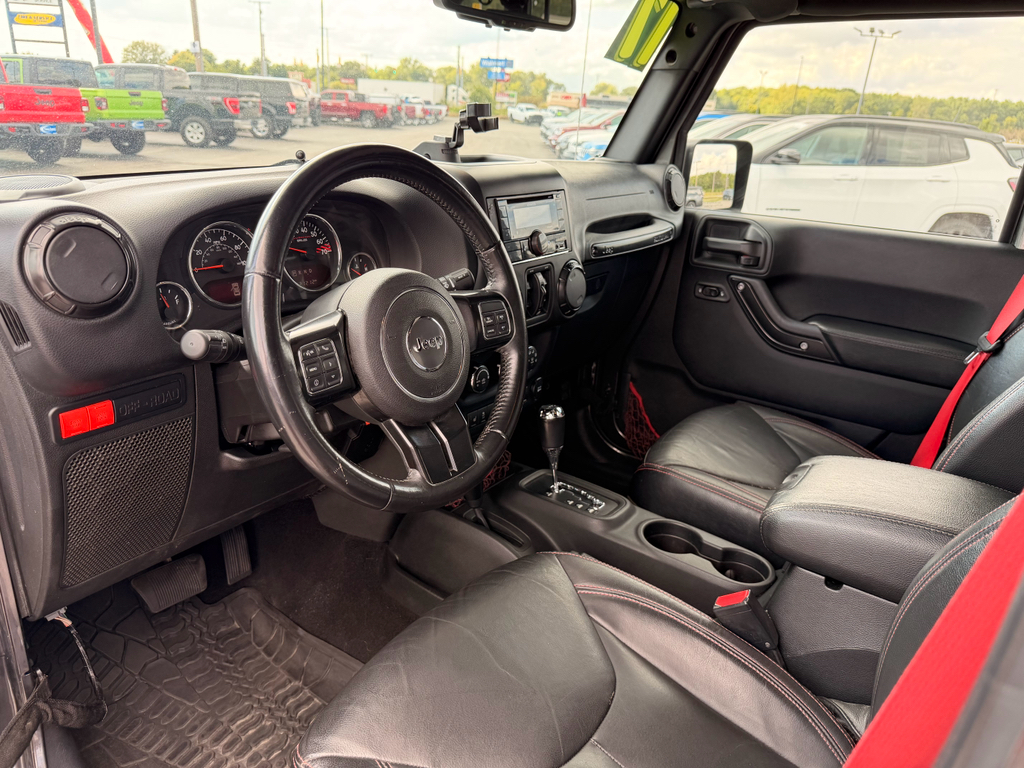 2017 Jeep Wrangler Unlimited Rubicon Recon photo 11