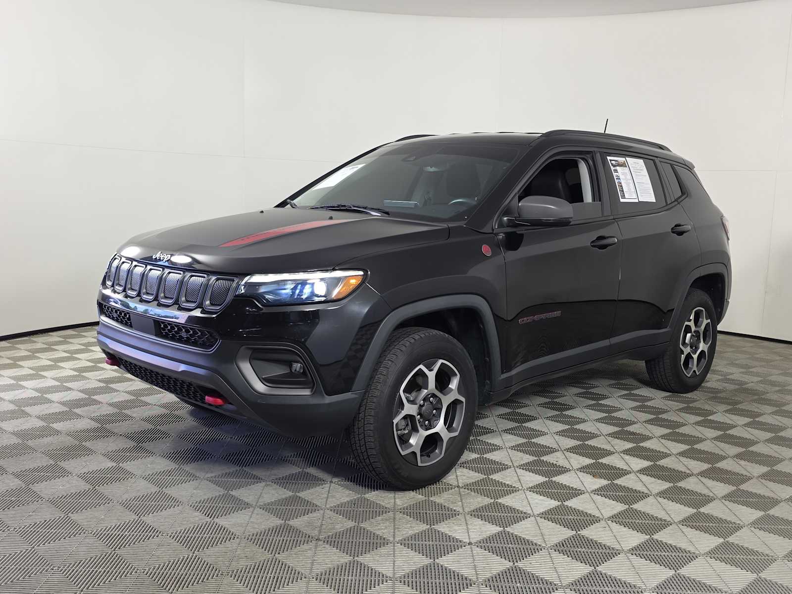 2022 Jeep Compass Trailhawk photo 3
