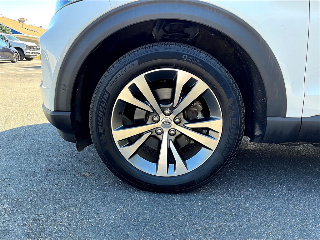 2020 Ford Explorer Platinum photo 7