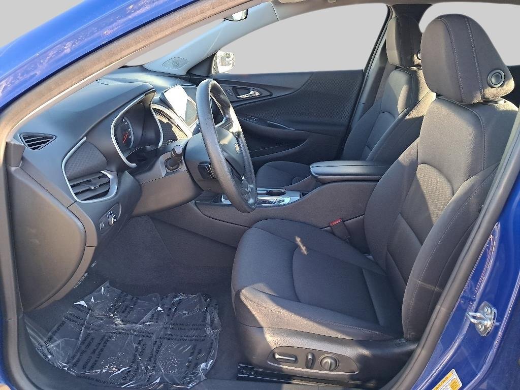 2023 Chevrolet Malibu 1LT photo 8