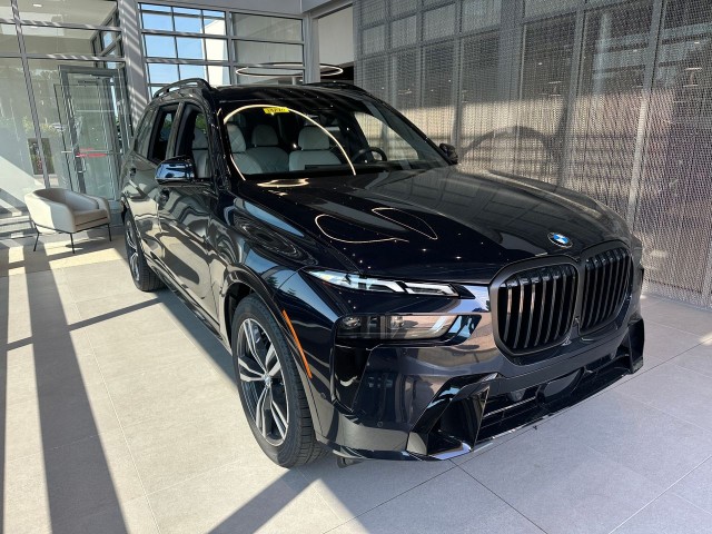 2026 BMW X7
