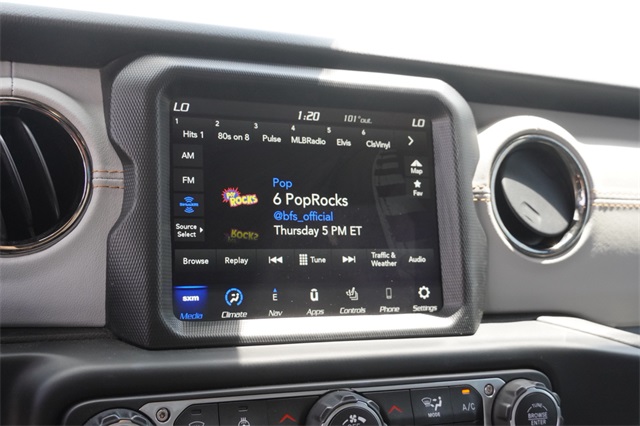2021 Jeep Gladiator High Altitude photo 19