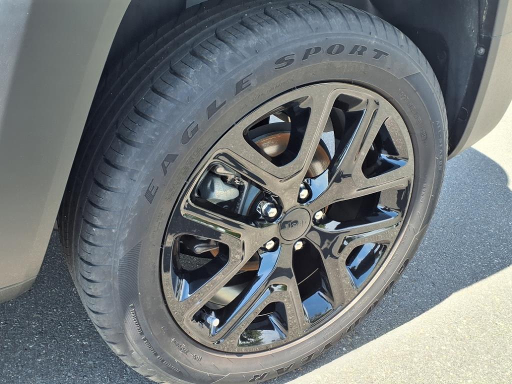 2023 Jeep Renegade Altitude photo 5