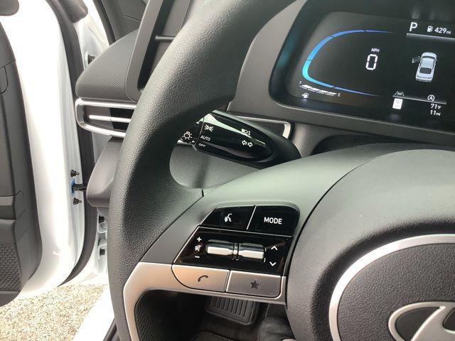 2025 Hyundai Elantra SE photo 20