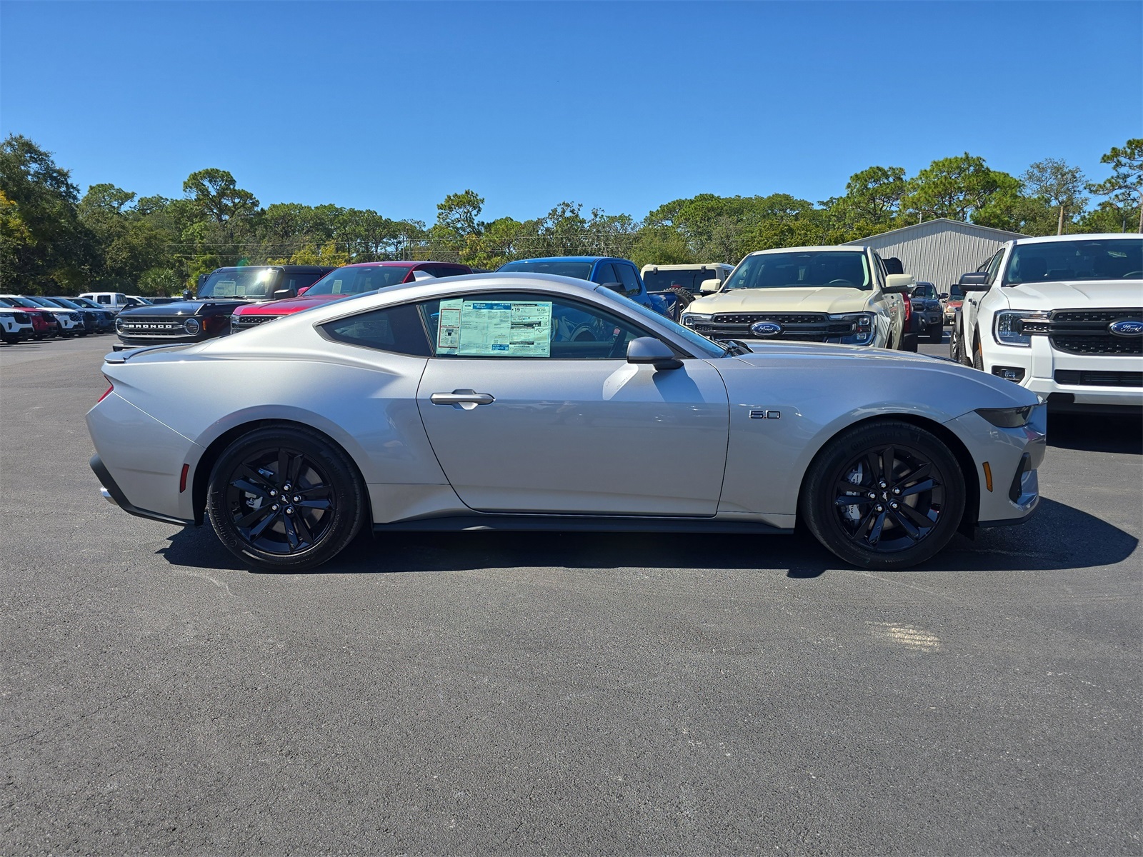 2025 Ford Mustang GT photo 3