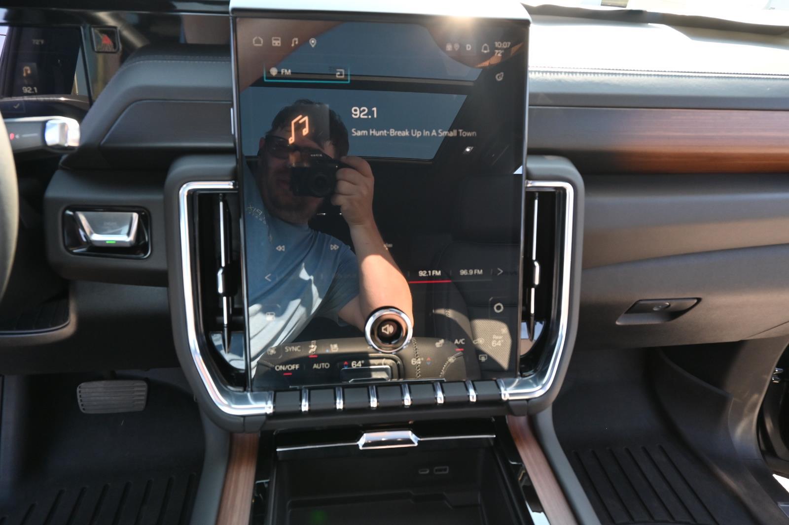 2025 Gmc Yukon XL Denali photo 22