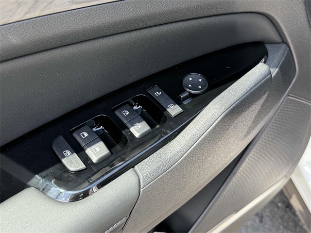 2025 Kia Sportage Plug-In Hybrid X-Line photo 25