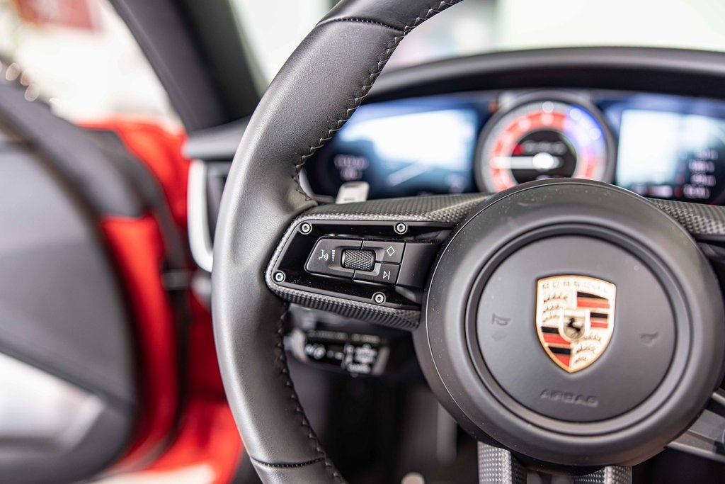 2025 PORSCHE 911 - Image 25