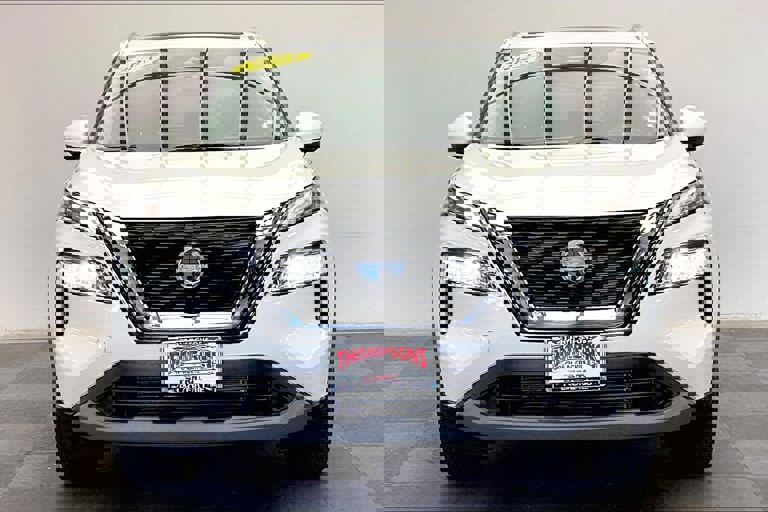 2023 Nissan Rogue SV photo 2
