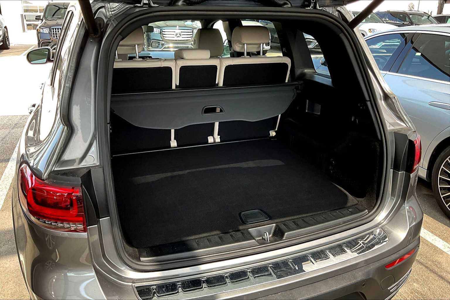 2023 Mercedes Benz EQB photo 35
