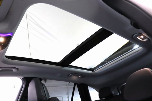 2023 Mercedes Benz GLC 300 4MATIC photo 12