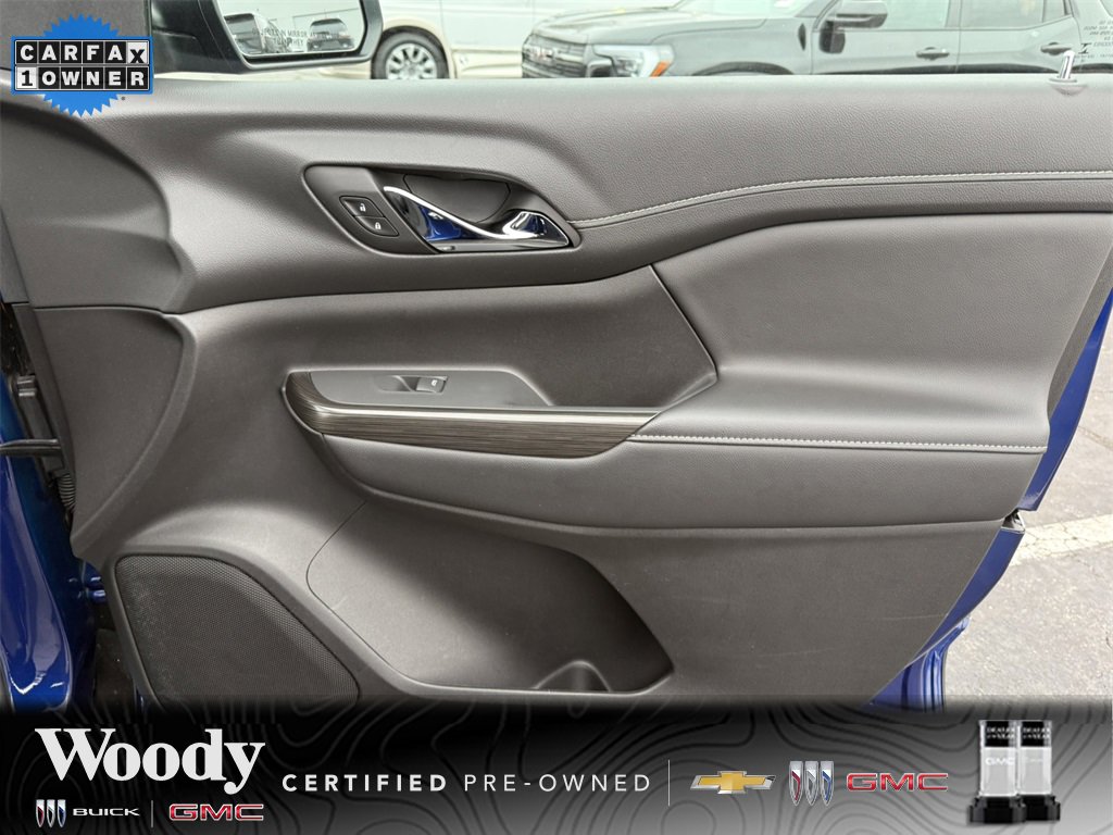 2023 GMC ACADIA - Image 32