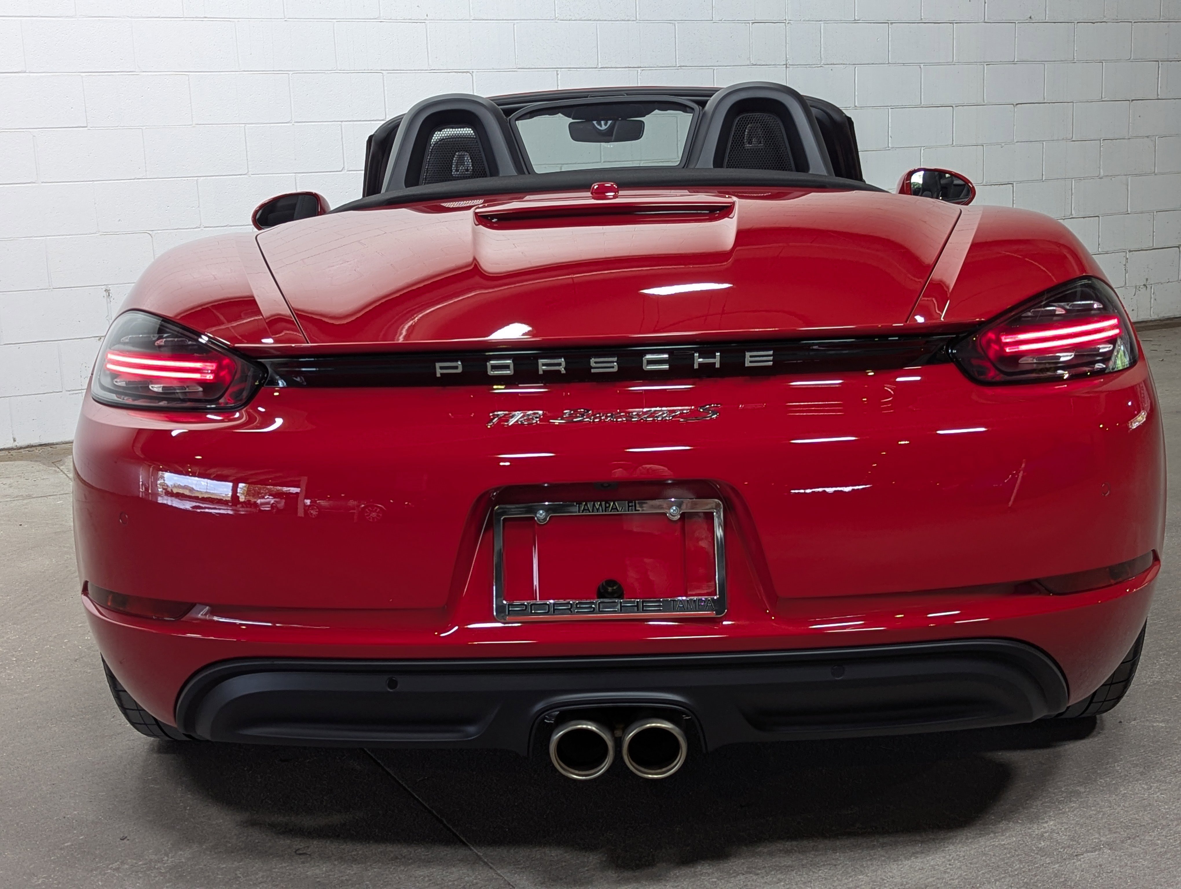 2025 Porsche Boxster S photo 3