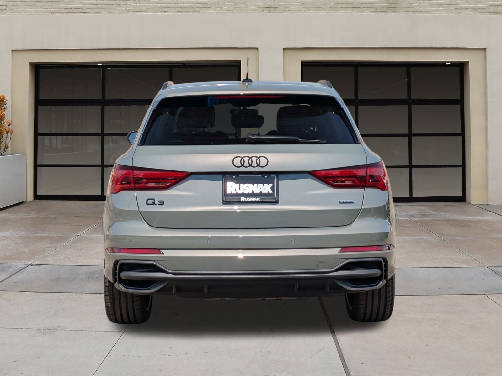2025 Audi Q3 Premium Plus S line photo 3