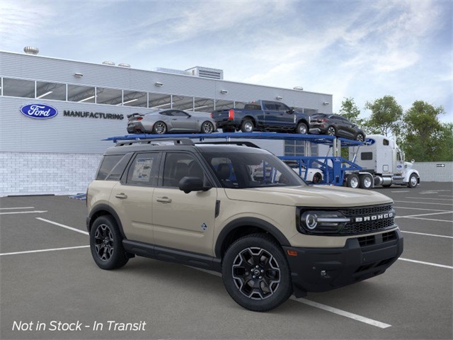 2025 Ford Bronco Sport Outer Banks photo 4