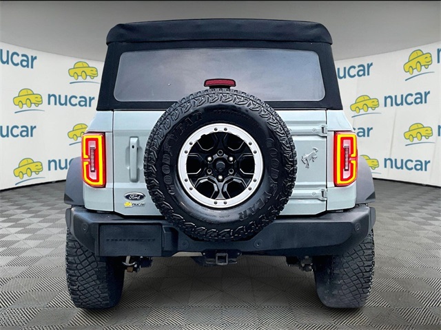 2022 Ford Bronco Outer Banks photo 4