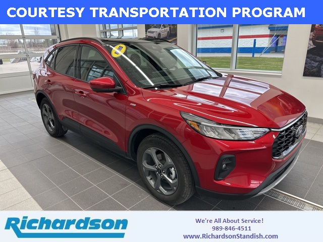 2025 Ford Escape ST-Line Select's photo