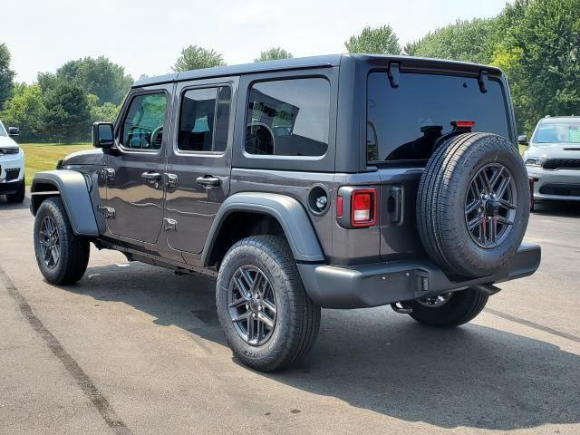 2025 Jeep Wrangler Sport S photo 4