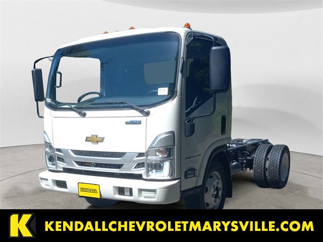 2025 Chevrolet Low Cab Forward Base's photo