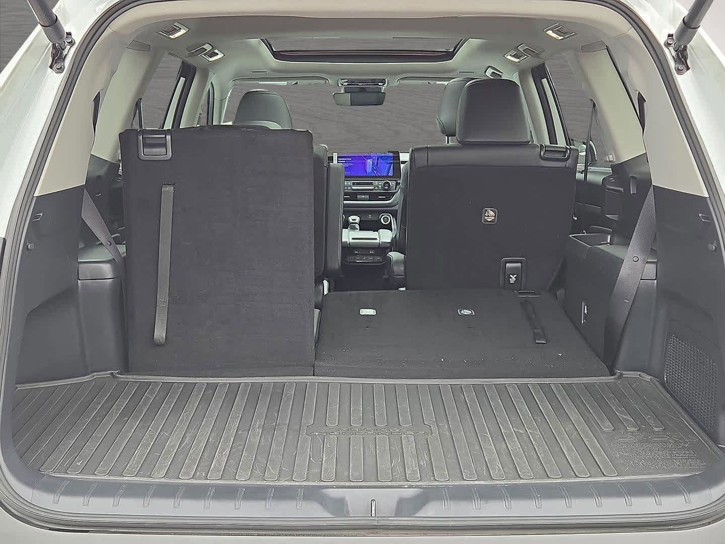 2025 Toyota Grand Highlander XLE photo 12