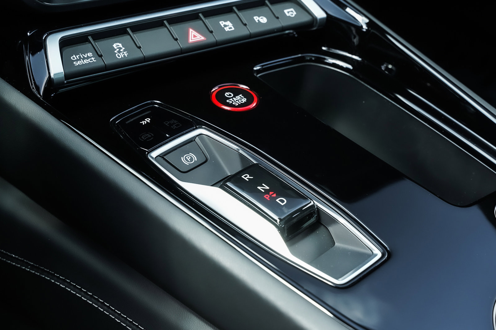 2025 Audi e-tron GT Prestige photo 14