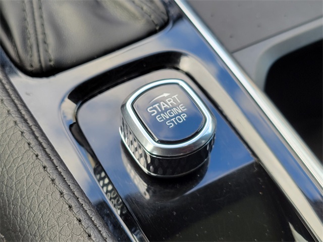 2022 Volvo XC90 Momentum photo 27