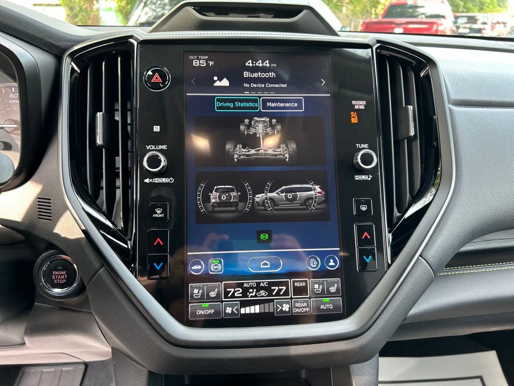 2025 Subaru Ascent Onyx Edition Touring photo 17