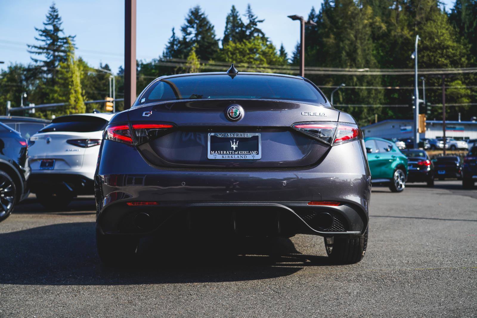 2025 Alfa Romeo Giulia Base photo 8