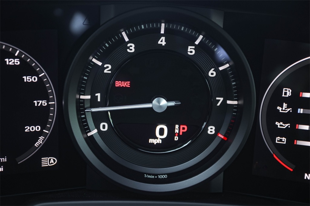 Used 2024 Agate Grey Metallic Porsche Carrera image 24