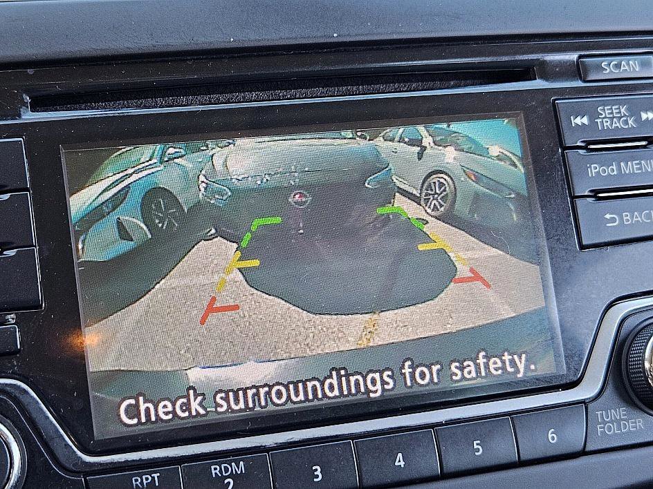 2018 Nissan Sentra S photo 23