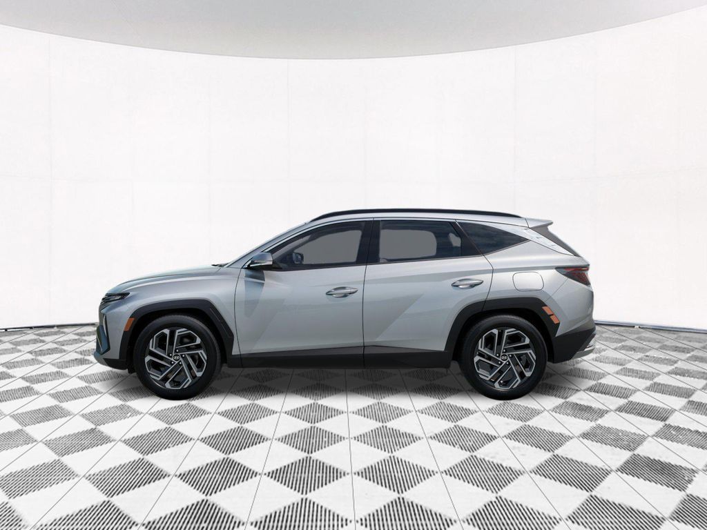 2025 Hyundai Tucson Limited photo 2