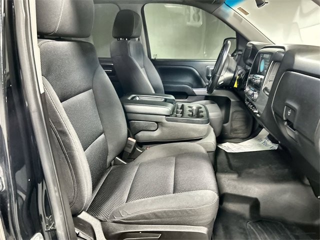 2018 Chevrolet Silverado 1500 LT photo 25