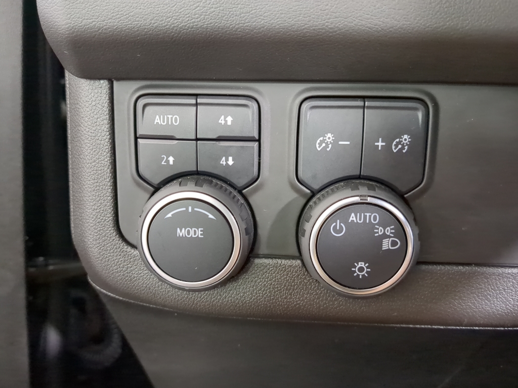 2022 Chevrolet Tahoe High Country photo 24