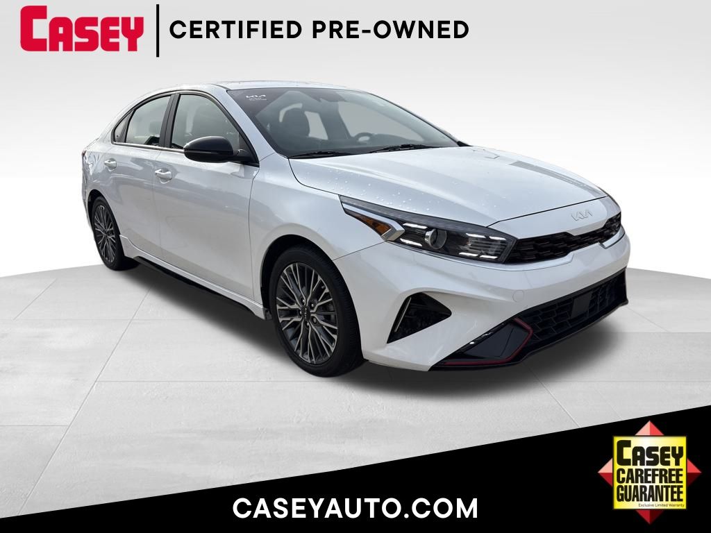 2023 Kia Forte GT-Line's photo