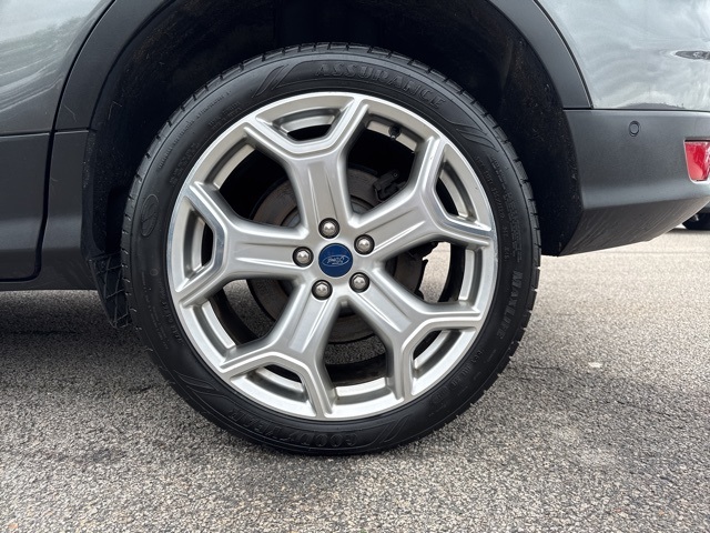 2019 Ford Escape Titanium photo 6