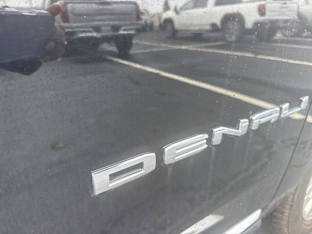 2022 Gmc Yukon Denali photo 10
