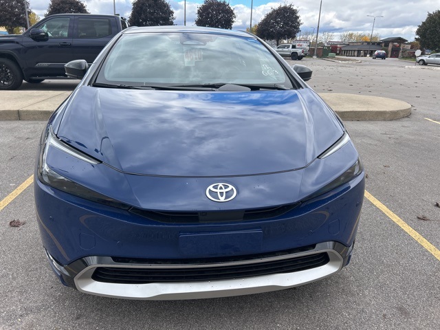 2026 Toyota Prius Plug-in Hybrid XSE Premium photo 2