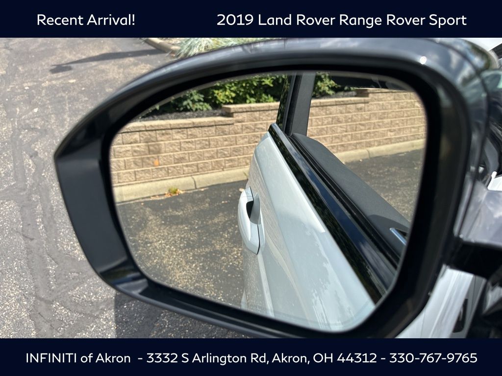 2019 Land Rover Range Rover Sport HSE photo 4
